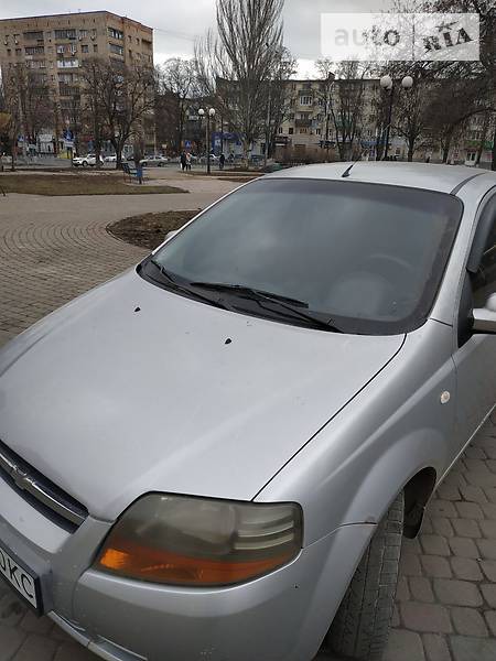 Chevrolet Aveo 2005  випуску Донецьк з двигуном 0 л газ седан механіка за 3500 долл. 