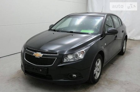 Chevrolet Cruze 2011  випуску Київ з двигуном 1.6 л бензин хэтчбек механіка за 9400 долл. 