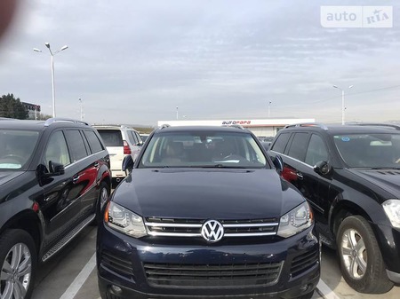 Volkswagen Touareg 2013  випуску Київ з двигуном 0 л бензин позашляховик автомат за 13500 долл. 