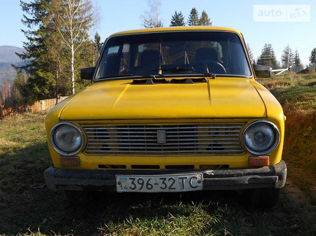 Lada 21013 1982  випуску Львів з двигуном 1.3 л бензин седан механіка за 570 долл. 