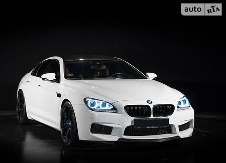 BMW M6 2014  випуску Київ з двигуном 4.4 л бензин седан автомат за 55000 євро 