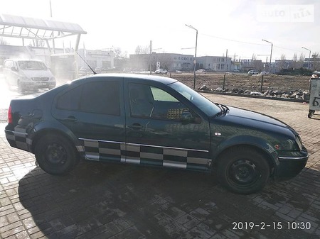 Volkswagen Bora 2002  випуску Дніпро з двигуном 2 л бензин седан автомат за 6100 долл. 