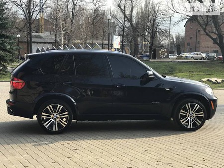 BMW X5 2011  випуску Донецьк з двигуном 3 л бензин позашляховик автомат за 25500 долл. 