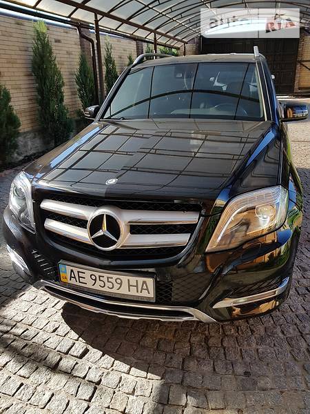 Mercedes-Benz GLK 220 2012  випуску Дніпро з двигуном 2.2 л дизель позашляховик автомат за 29850 долл. 