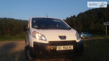Peugeot Expert 2008  випуску Львів з двигуном 2 л дизель мінівен механіка за 6200 долл. 