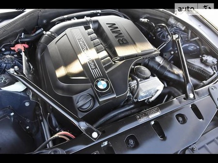 BMW 535 2013  випуску Одеса з двигуном 3 л бензин седан автомат за 22300 долл. 