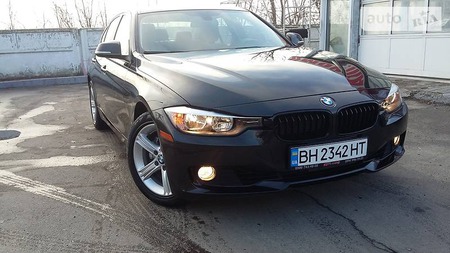 BMW 328 2012  випуску Київ з двигуном 2 л бензин седан автомат за 15700 долл. 