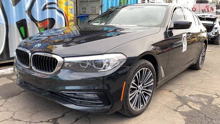 BMW 540 2018  випуску Київ з двигуном 0 л бензин седан автомат за 39000 долл. 