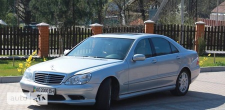 Mercedes-Benz S 500 2003  випуску Ужгород з двигуном 5 л бензин седан автомат за 10500 долл. 
