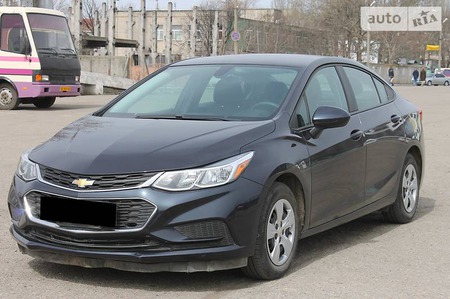 Chevrolet Cruze 2016  випуску Миколаїв з двигуном 1.4 л бензин седан автомат за 12999 долл. 