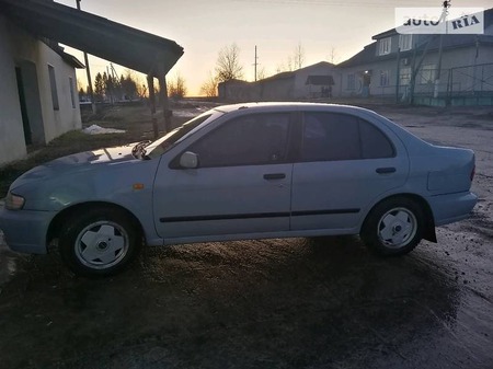 Nissan Almera 1999  випуску Івано-Франківськ з двигуном 1.4 л бензин седан механіка за 3700 долл. 