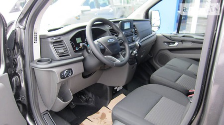 Ford Transit Custom 2019  випуску Вінниця з двигуном 2 л дизель мінівен механіка за 860000 грн. 