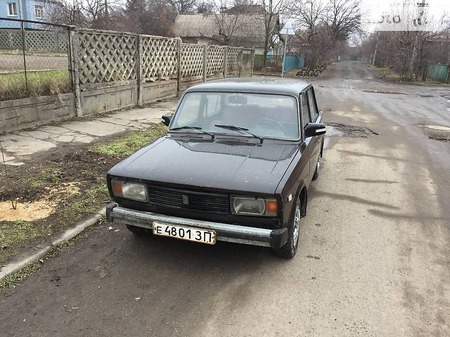 Lada 2105 1985  випуску Запоріжжя з двигуном 0 л газ седан механіка за 950 долл. 