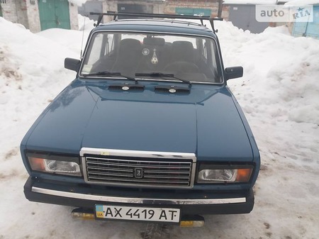 Lada 2107 2007  випуску Харків з двигуном 0 л газ седан механіка за 2300 долл. 