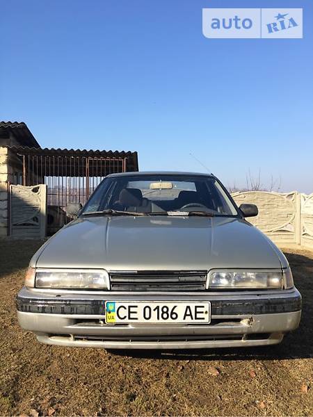 Mazda 626 1989  випуску Чернівці з двигуном 1.8 л бензин седан механіка за 1050 долл. 
