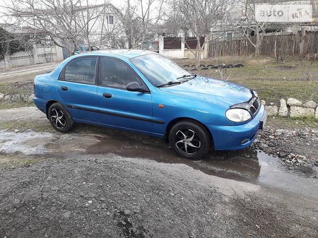 Daewoo Lanos 2006  випуску Миколаїв з двигуном 0 л газ седан  за 2200 долл. 