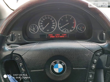 BMW 530 2003  випуску Хмельницький з двигуном 3 л дизель седан автомат за 7700 долл. 