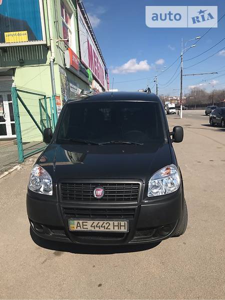 Fiat Doblo 2014  випуску Дніпро з двигуном 1.3 л дизель мінівен механіка за 9300 долл. 