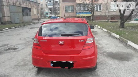 Hyundai i30 2008  випуску Дніпро з двигуном 1.4 л бензин хэтчбек механіка за 7700 долл. 