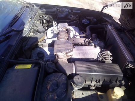 BMW 730 1987  випуску Житомир з двигуном 3 л бензин седан механіка за 2000 долл. 