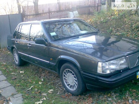 Volvo 960 1992  випуску Чернівці з двигуном 2 л бензин седан механіка за 3000 долл. 