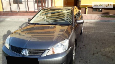 Mitsubishi Lancer 2005  випуску Львів з двигуном 1.6 л бензин седан механіка за 5500 долл. 