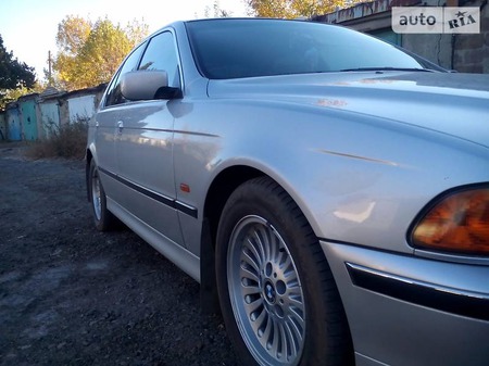 BMW 528 1999  випуску Луганськ з двигуном 2.8 л бензин седан механіка за 6000 долл. 