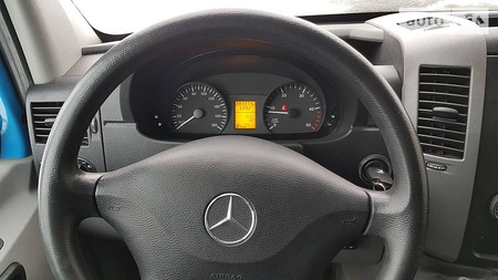 Mercedes-Benz Sprinter 2013  выпуска Хмельницкий с двигателем 2.1 л дизель  механика за 19900 долл. 