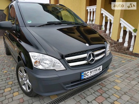 Mercedes-Benz Vito 2013  випуску Львів з двигуном 0 л дизель мінівен автомат за 18300 долл. 