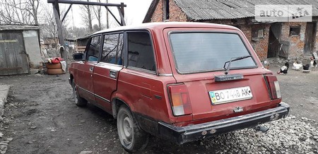 Lada 2104 1990  випуску Тернопіль з двигуном 1.5 л газ універсал механіка за 800 долл. 