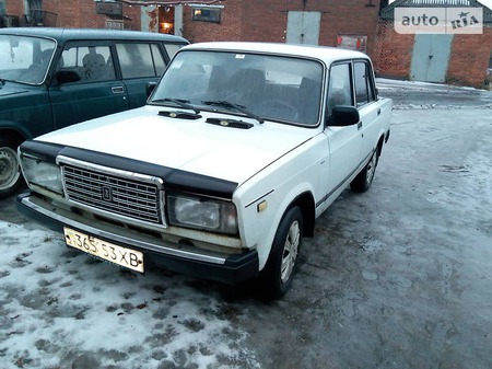 Lada 2107 2003  випуску Харків з двигуном 0 л газ седан механіка за 1450 долл. 