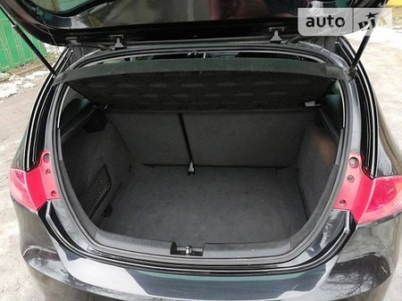 Seat Leon 2009  випуску Чернігів з двигуном 1.9 л дизель хэтчбек механіка за 7800 долл. 