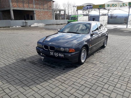 BMW 520 1999  випуску Чернівці з двигуном 2 л бензин седан автомат за 1800 долл. 