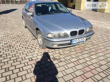 BMW 520 1997  випуску Івано-Франківськ з двигуном 2 л бензин седан механіка за 1000 долл. 