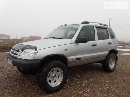 Chevrolet Niva 2006  випуску Донецьк з двигуном 1.7 л газ позашляховик механіка за 5000 долл. 