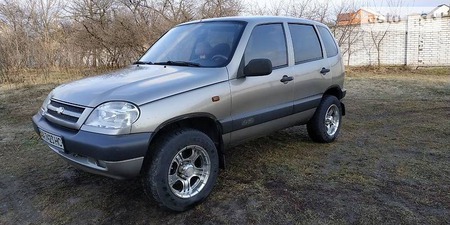 Chevrolet Niva 2008  випуску Київ з двигуном 0 л газ універсал механіка за 5800 долл. 