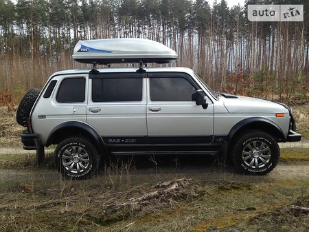 Lada 2131 2009  випуску Черкаси з двигуном 1.7 л бензин позашляховик механіка за 10700 долл. 