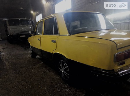 Lada 2101 1980  випуску Запоріжжя з двигуном 1.2 л газ седан механіка за 800 долл. 