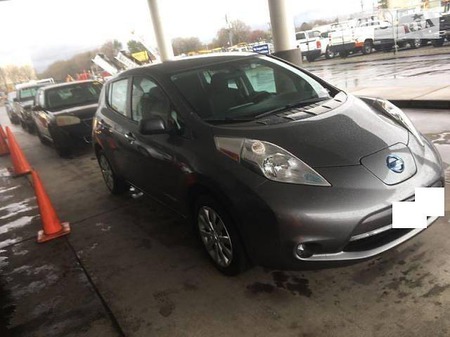 Nissan Leaf 2014  випуску Харків з двигуном 0 л електро хэтчбек автомат за 10000 долл. 