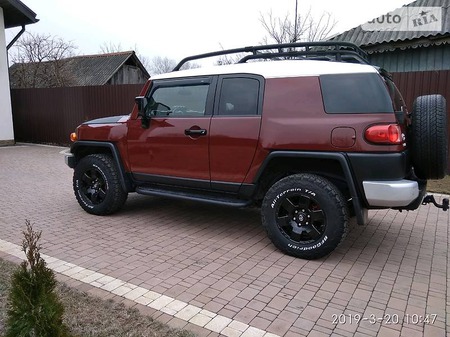 Toyota FJ Cruiser 2008  випуску Суми з двигуном 4 л газ позашляховик автомат за 25500 долл. 