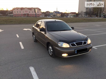 Daewoo Lanos 2011  випуску Хмельницький з двигуном 1.5 л газ седан механіка за 4300 долл. 