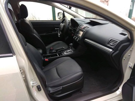 Subaru XV 2014  випуску Дніпро з двигуном 2 л бензин позашляховик автомат за 14700 долл. 