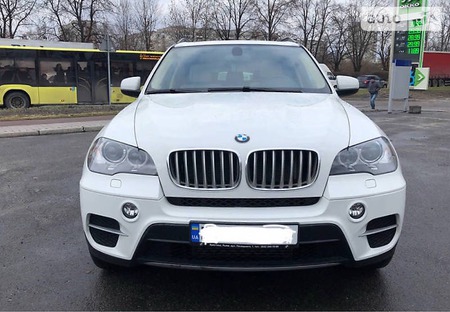 BMW X5 2012  випуску Кропивницький з двигуном 3 л бензин позашляховик автомат за 25000 долл. 