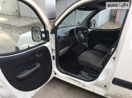 Fiat Doblo 2008  випуску Харків з двигуном 1.3 л дизель мінівен механіка за 3000 долл. 