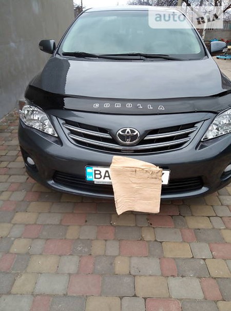 Toyota Corolla 2013  випуску Кропивницький з двигуном 1.6 л газ седан механіка за 10500 долл. 