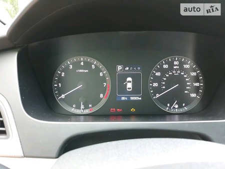 Hyundai Sonata 2014  випуску Харків з двигуном 2.4 л бензин седан автомат за 13500 долл. 