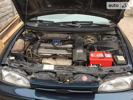 Ford Mondeo 1994  випуску Одеса з двигуном 1.8 л газ седан механіка за 3400 долл. 
