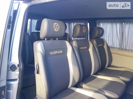 Volkswagen Transporter 2005  випуску Луганськ з двигуном 2.5 л дизель мінівен механіка за 7800 долл. 