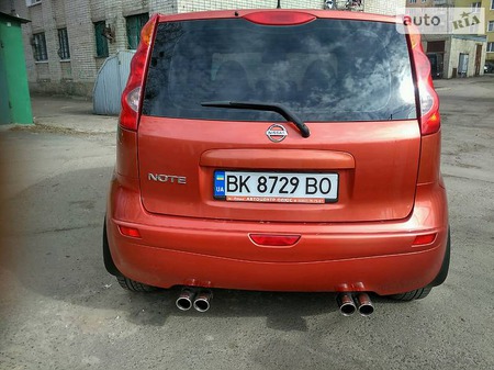 Nissan Note 2007  випуску Рівне з двигуном 1.6 л газ хэтчбек автомат за 7500 долл. 