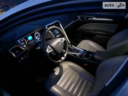 Ford Fusion 2016  випуску Житомир з двигуном 2.5 л газ седан автомат за 14650 долл. 